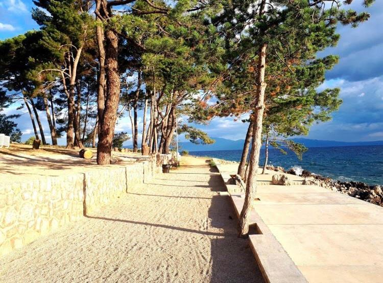 Apartmani Porat Malinska Luaran gambar
